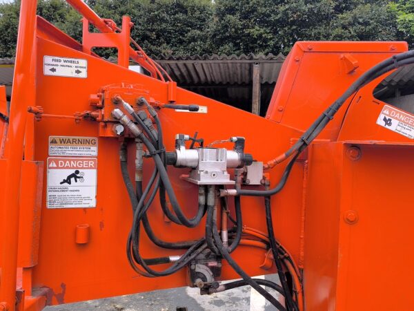 Chipeadora MORBARK M12R PTO – para Tractor (12” / 30 cm de Trabajo) - Imagen 10